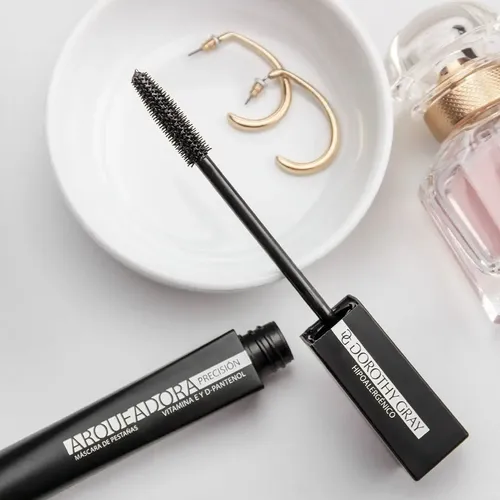 Mascara Pestañas Hipoalergenica Dorothy Gray Arqueadora Color Negro