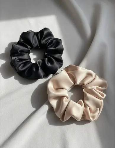 Scrunchie Colita Negra Y Beige Satén Premium Anti Frizz X2