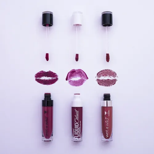 Labial Líquido Wet N Wild Megalast Catsuit Mate Bordó