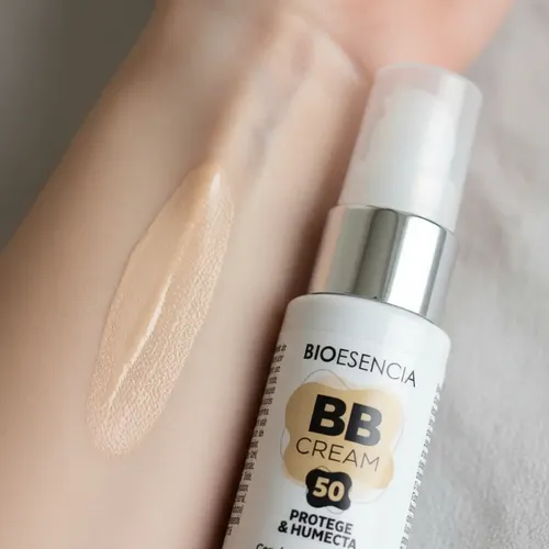 Bb Cream Bioesencia Con Protector Solar 50