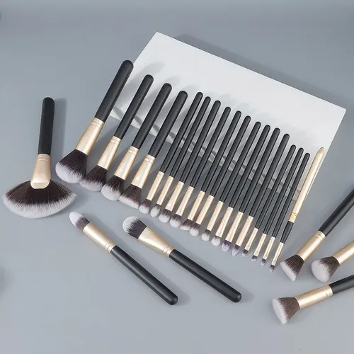 Set De 24 Brochas De Maquillaje Negras Mate