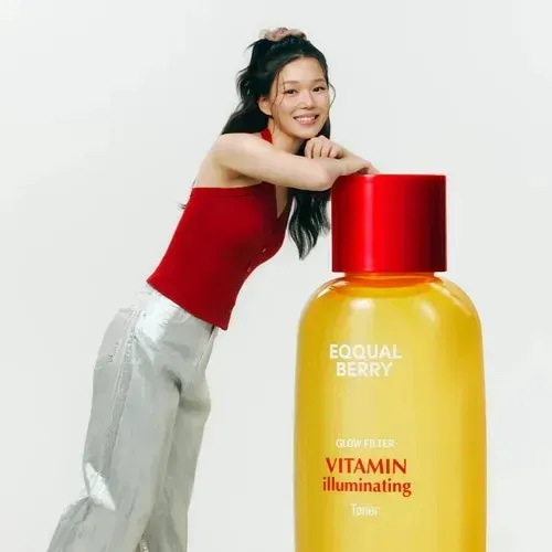Wwj/ Tónico Iluminador Hyl Con Vitamina C Equal Berry, 150 M