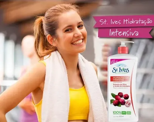 Crema Corporal St. Ives Hidratación Intensiva con Oliva y Arándano, 532 ml