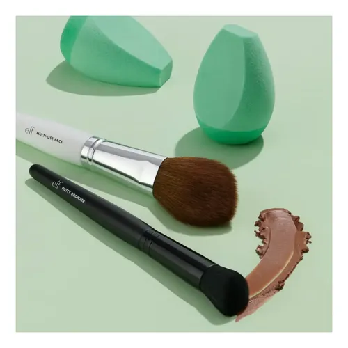 Brocha Facial Multiusos e.l.f. para Base y Rubor, Vegana y Versátil