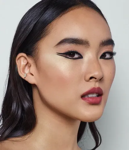 Delineador R.e.m. Beauty At The Borderline Eyeliner Color Negro