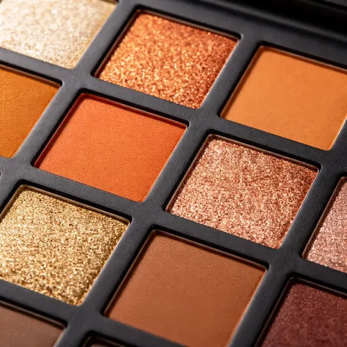 Paleta De Sombras Coco Urban 35 Tonos +10 Brochas Kabuki