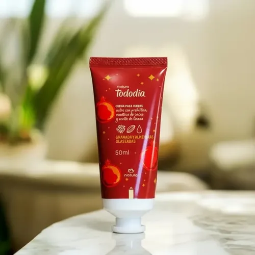 Crema De Manos Granada Y Almendras Glaseadas Natura 50ml Fragancia dulce floral