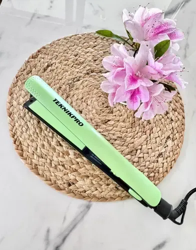 Plancha De Pelo Profesional Grand Color Teknikpro Verde