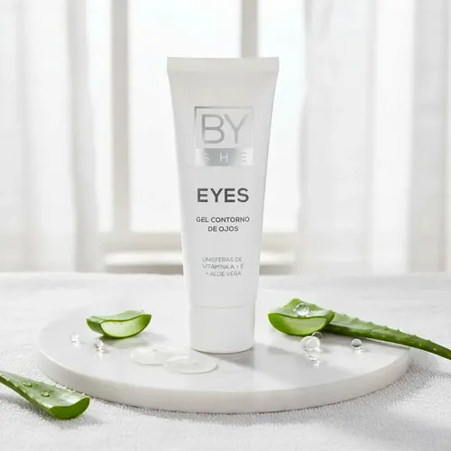 By She Eyes Gel Contorno De Ojos Bolsas Ojeras Hidrata 30g Tipo de piel Sensible