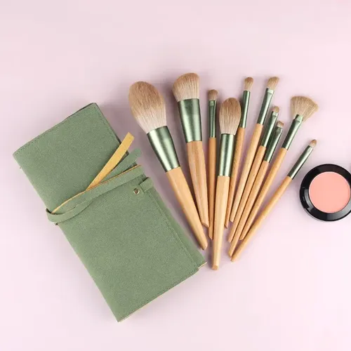 Set De 10 Brochas De Maquillaje Verdes Con Estuche Rd