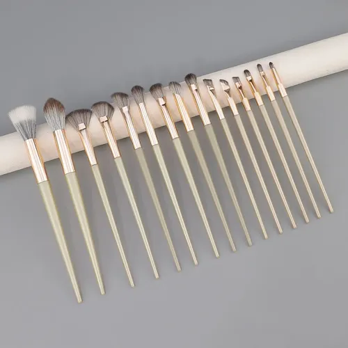 Juego De 15 Brochas De Maquillaje Beili Para Sombra