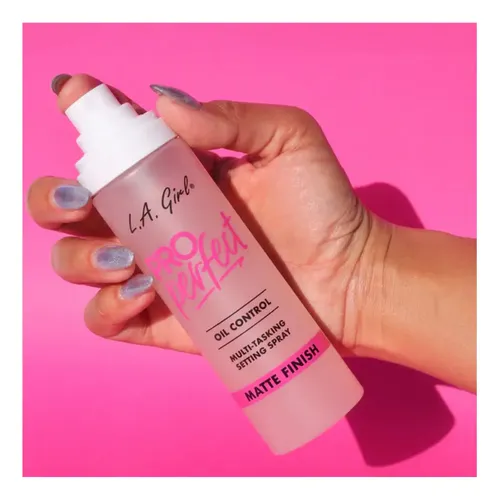 Spray Fijador L.A. Girl Pro Perfect de Larga Duración para Rostro, 45 mL