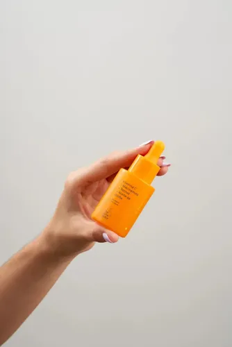 Sérum Facial The Glow Factor C Bright Oil con Vitamina C, Niacinamida y Retinol x 30 mL