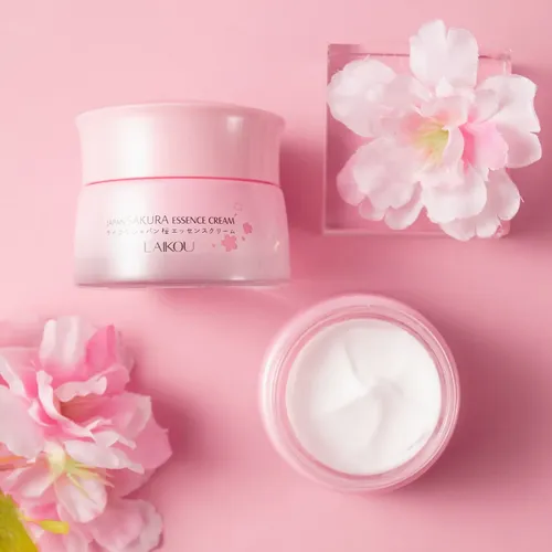 Crema Facial Laikou Japan Sakura Essence 50g Normal Día/noche