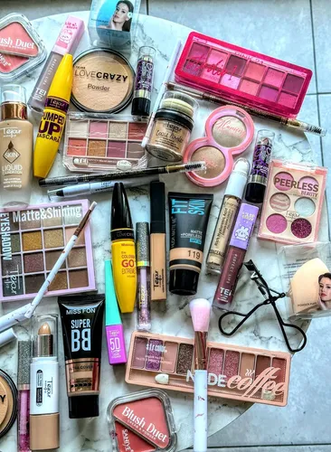 Combo Maquillaje X 25 Unidades Box Make Up Ideal Regalo