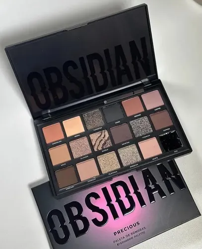 Ruby Rose Paleta De Sombras Obsidian