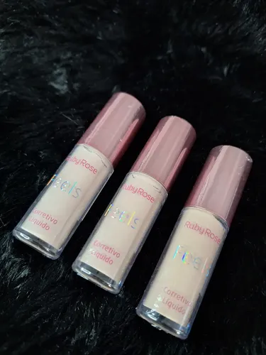Corrector Facial Líquido Ruby Rose Feels Mel 30 Correctores Faciales