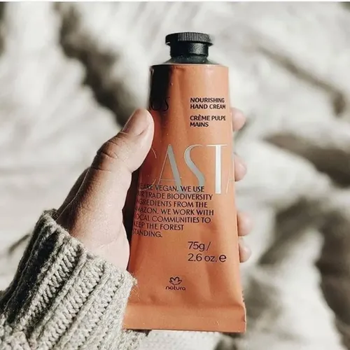Pulpa Hidratante Para Manos Ekos Castanha Natura 75ml