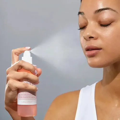 Eh El Tónico De Menta Rosa Nutre Y Rejuvenece La Piel. . K