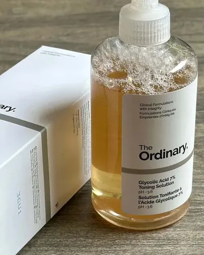 The Ordinary – Solución Tonico De Ácido Glicólico Al 7% Momento de aplicación Noche Tipo de piel Mixta