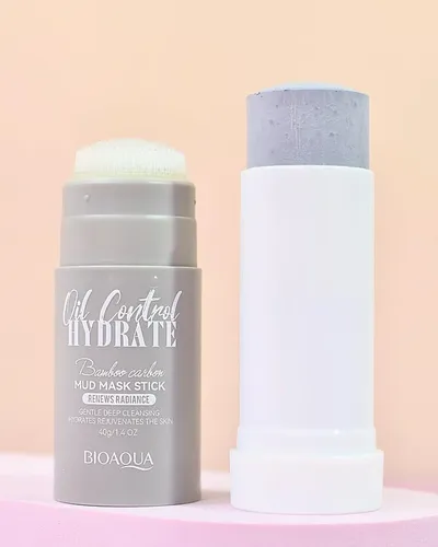 Mascarilla Facial Barra Stick Mud Mask Bioaqua Carbon Bamboo Tipo de piel Grasa