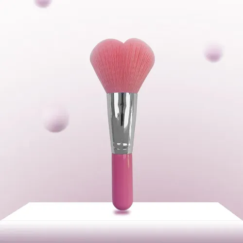 Uso De Brochas Faciales, Contornos Y Polvos Rosas En Forma D Pink Heart Brush