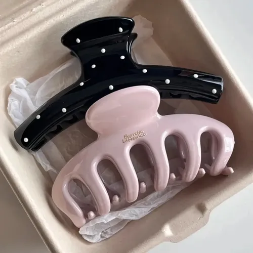 Accesorio Para El Pelo Con Forma De Tiburón Ondulado Grande