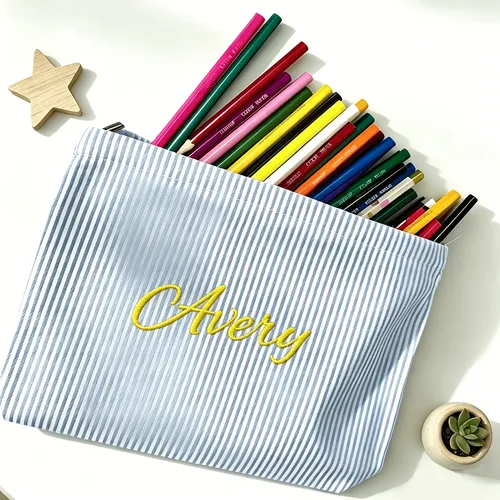 Bolsa De Maquillaje Con Nombre Bordado A Rayas De Seersucker