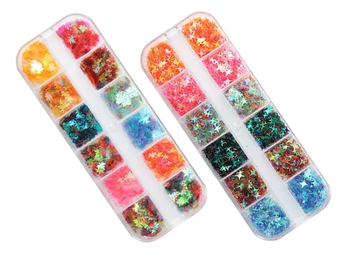 Manicura Con Diseño De Estrellas De Cuatro Puntas Con Hojas