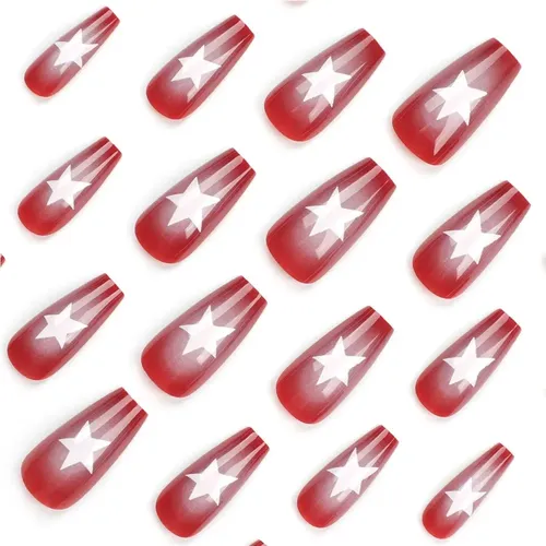 Uñas Decoradas Con Estrellas Rojas De Cinco Puntas