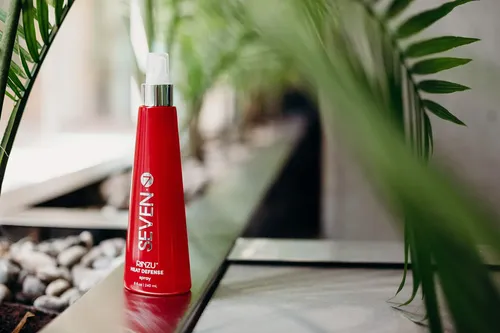 Spray Protector Térmico Para Cabello Seven Haircare Rinzu 24