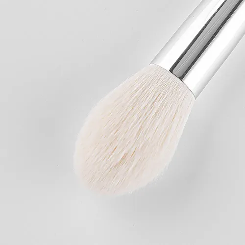 Pincel Iluminador Pequeño,pincel Maquillaje En Forma Llama