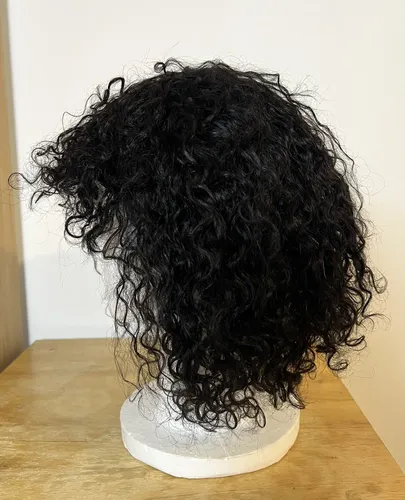 Peluca Cabello 100% Natural Negro Rulos Ajustable Flequillo