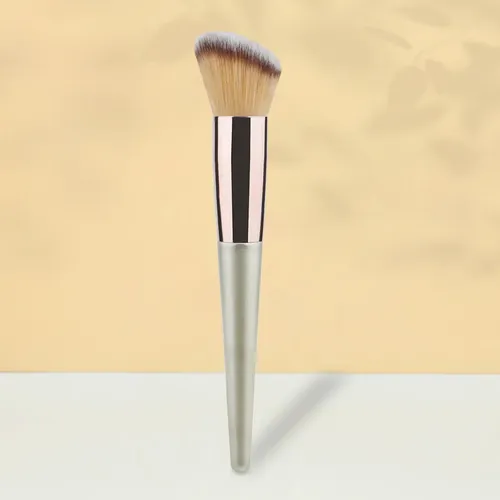 Brocha Para Base De Maquillaje Con Punta Angular