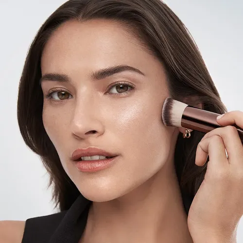 Brocha De Maquillaje Hourglass Vanish Para Base
