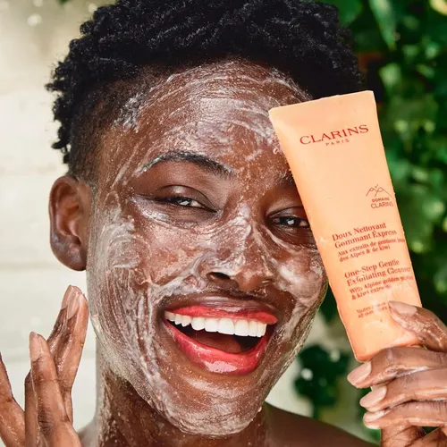 Limpiador Exfoliante 3 En 1 Clarins 4.3 Oz