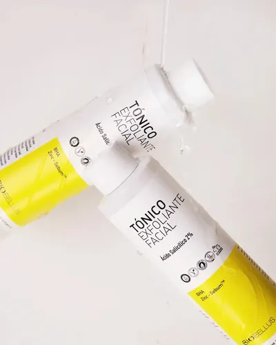 Tónico Exfoliante Facial Biobellus X 100 Ml Ácido Salicílico