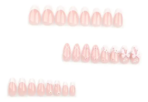 – Uñas Postizas Florales Adornadas Con Un Moño Rosa. =