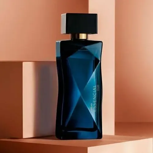 Natura Essencial Oud Mujer Eau de Parfum