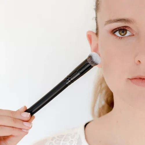Pincel Para Maquillaje Para Corrector Base Sintético P8815 Color Negro
