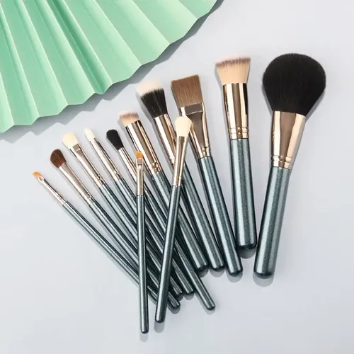 Juego De 12 Brochas De Maquillaje For Niña Y Mujer.
