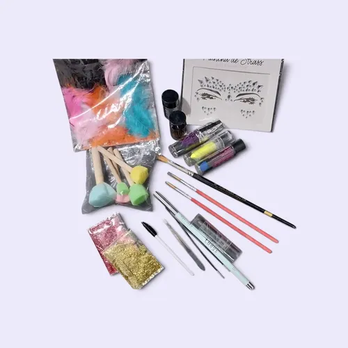 Lote Maquillaje Artistico 20 Art Brochas Stencil Labiales ++