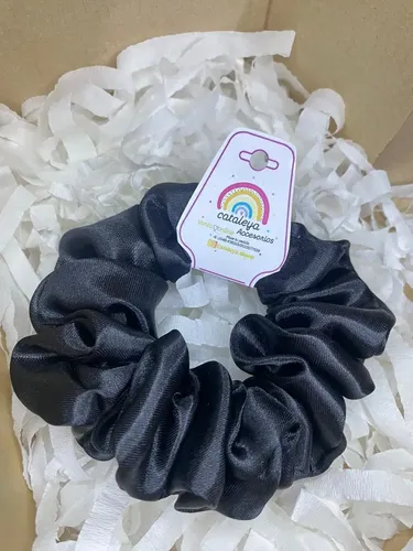 Scrunchies De Saten Pack X100 Mayorista Accesorio Antifrizz