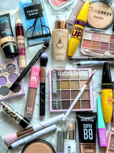 Combo Maquillaje X 25 Unidades Box Make Up Ideal Regalo