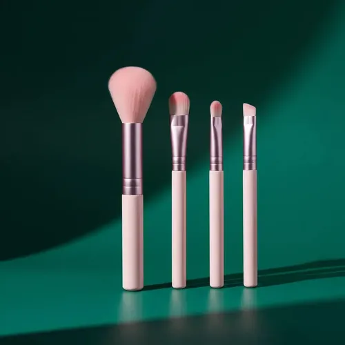 Kit 4 Pinceles Para Maquillaje Sombras Profesional Rosa