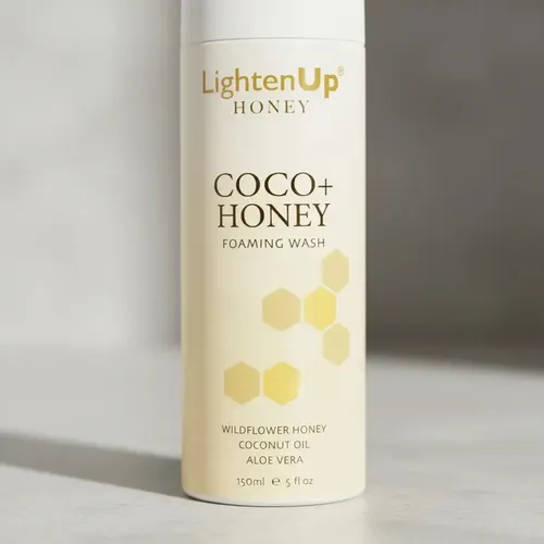 Jabón Con Cepillo Exfoliante Espumoso Lightenup Honey Coco