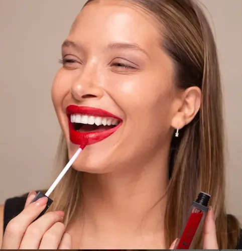 Lip Combo Lapiz Delineador Labios Con Labial O Gloss
