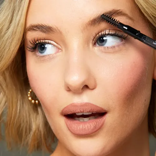 Wanda Cosmetics Lápiz De Cejas Tunez Larga Duración Castaño Oscuro