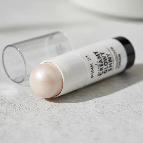 Iluminador En Barra Creamy Glowy Shiny Pink 21