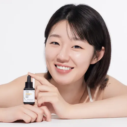 Serum Vitamina C Coreano ISNTREE Hyper Vitamin C 23 Iluminador